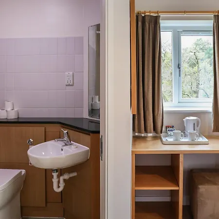 펜션 Jubilee First-floor Double Bedroom 펜리스
