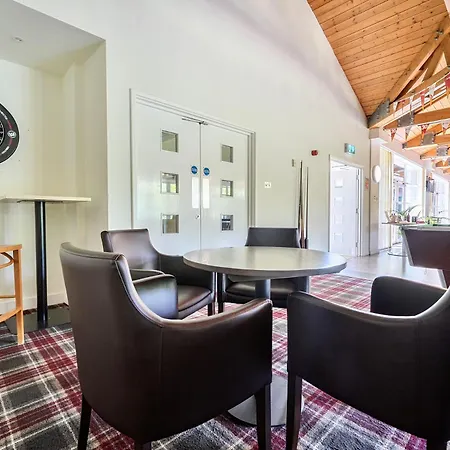 펜션 Jubilee First-floor Double Bedroom *